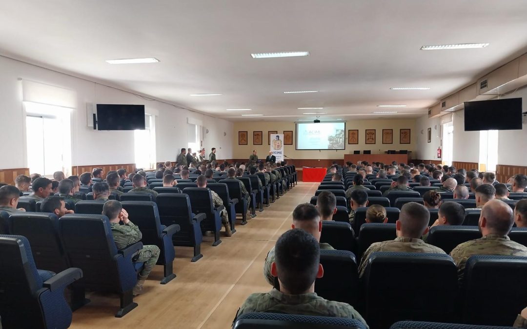 Nueva charla informativa a la Brigada Guadarrama XII de la Base El Goloso
