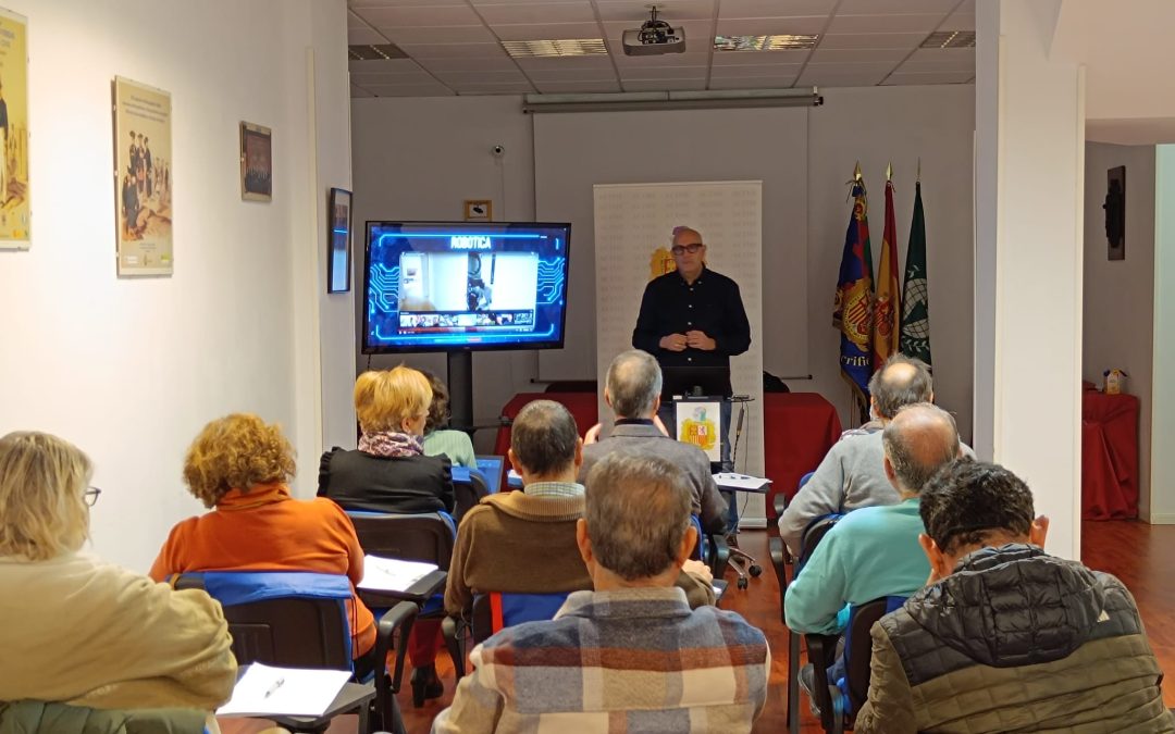 ACIME acerca la Inteligencia Artificial a personas mayores de 50 años en un taller práctico y divulgativo